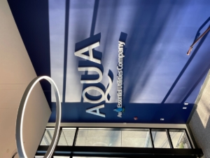 Aerial Signs and Awnings Essential-Aqua_Interior-Letters_2-300x225 Essential-Aqua_Interior-Letters_2 